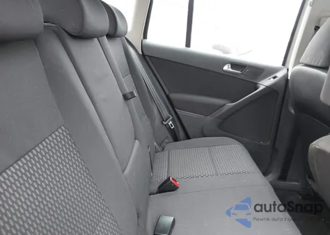 2011 Volkswagen Tiguan S z USA, uszkodzony, nr VIN WVGAV7AX9BW533759